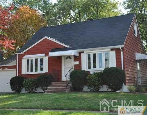 10 Putnam Avenue - Photo 1