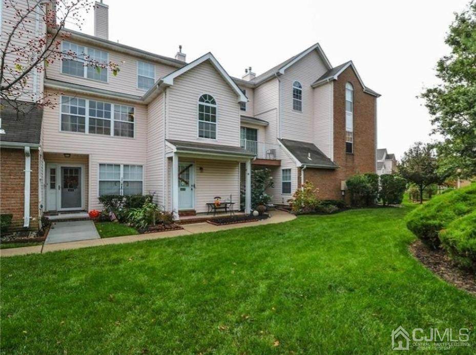 415 Plymouth Road - Photo 1
