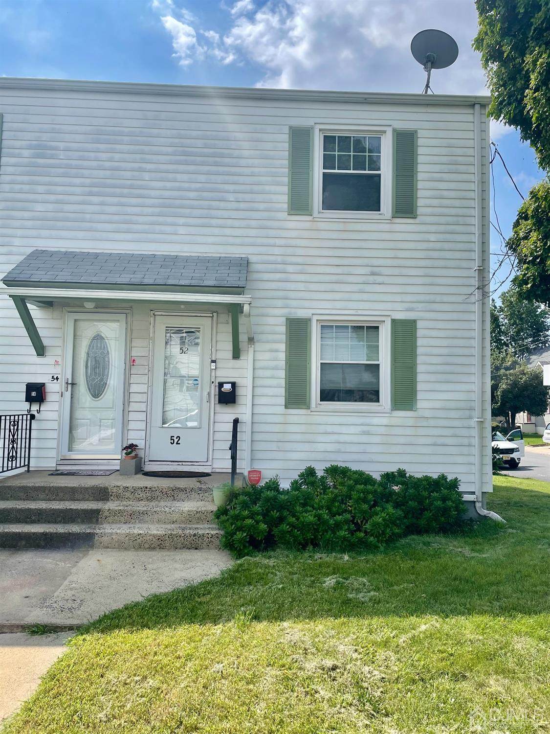 52 Crampton Avenue - Photo 1