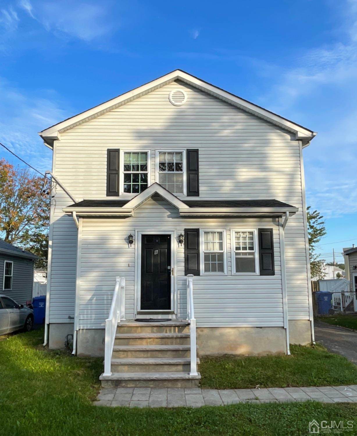 8 Bird Avenue - Photo 1