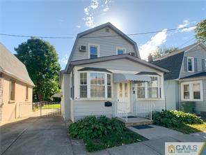 73 Evergreen Avenue - Photo 1