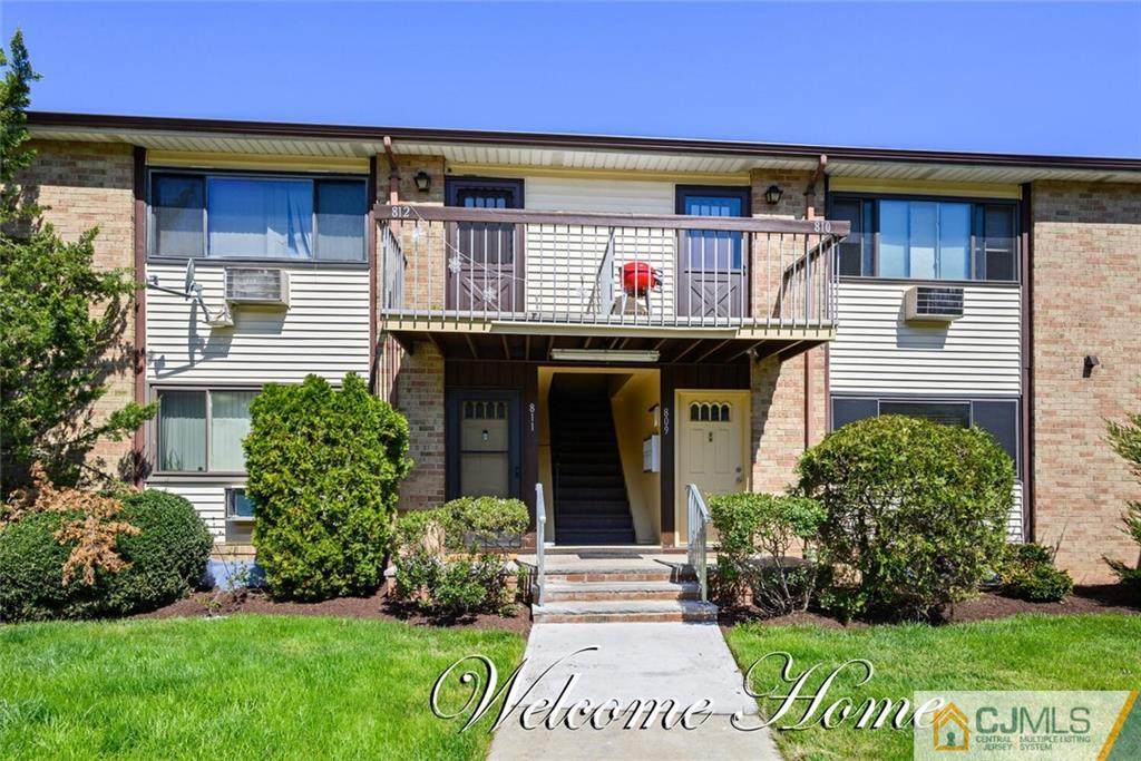 810 Cricket Lane - Photo 1