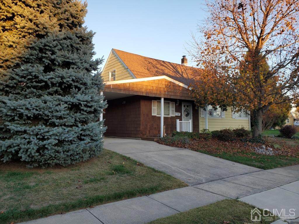 4 Billington Road - Photo 1