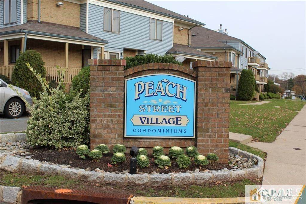 116 Peach Street - Photo 1
