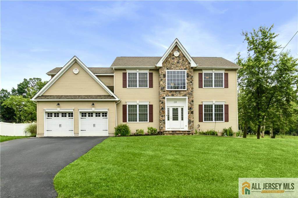 19 Maplehurst Lane - Photo 1