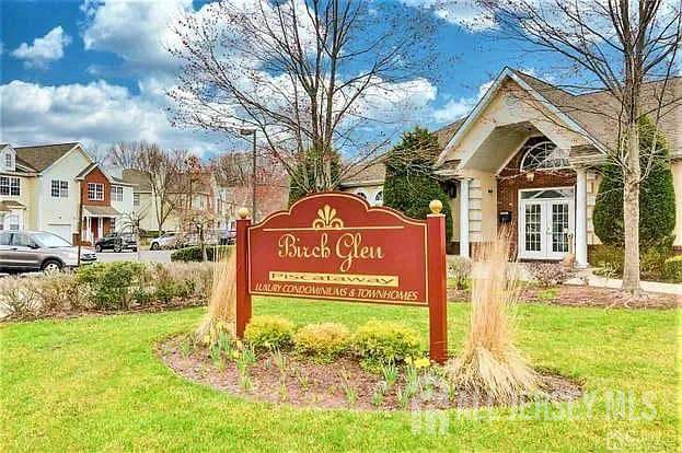 189 Sunshine Drive - Photo 1