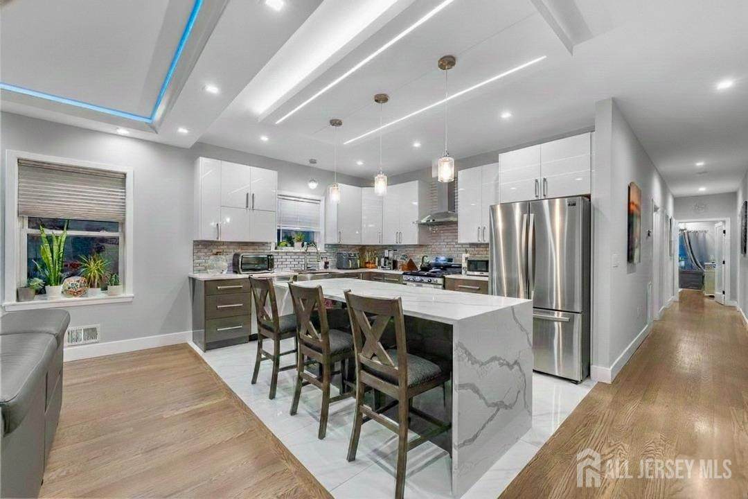 299 Columbia Avenue - Photo 1