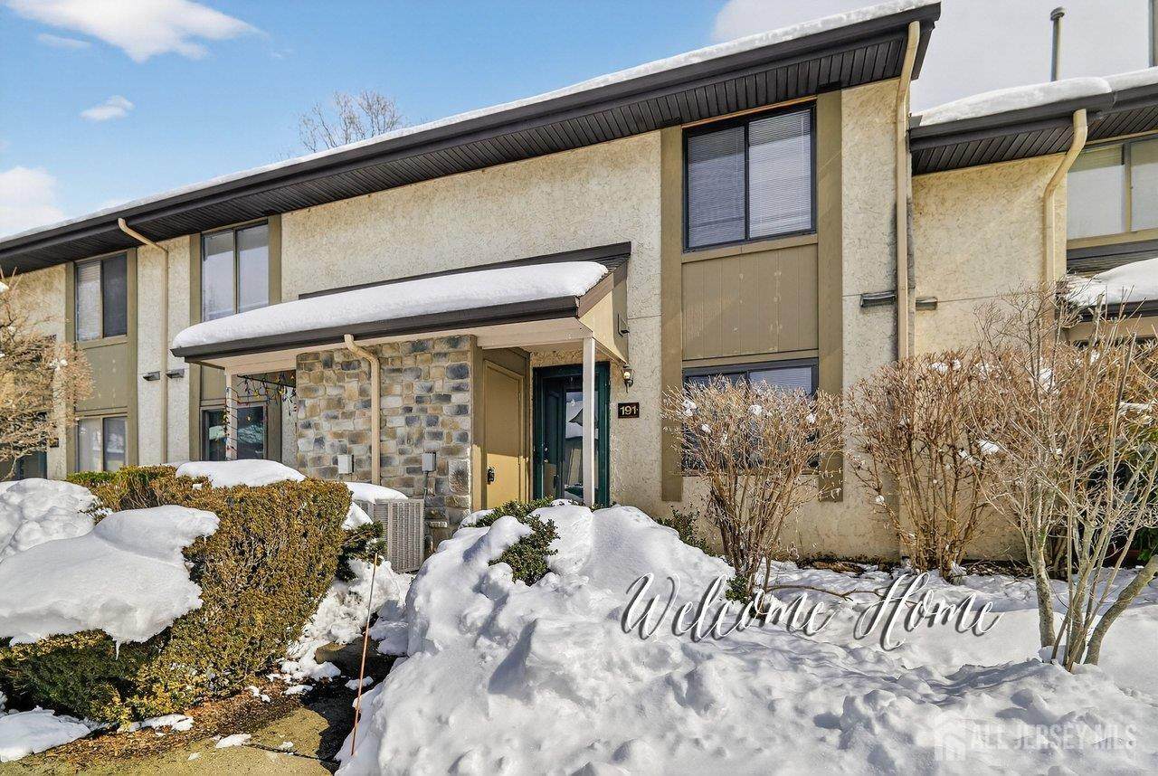 191 Hampshire Drive - Photo 1