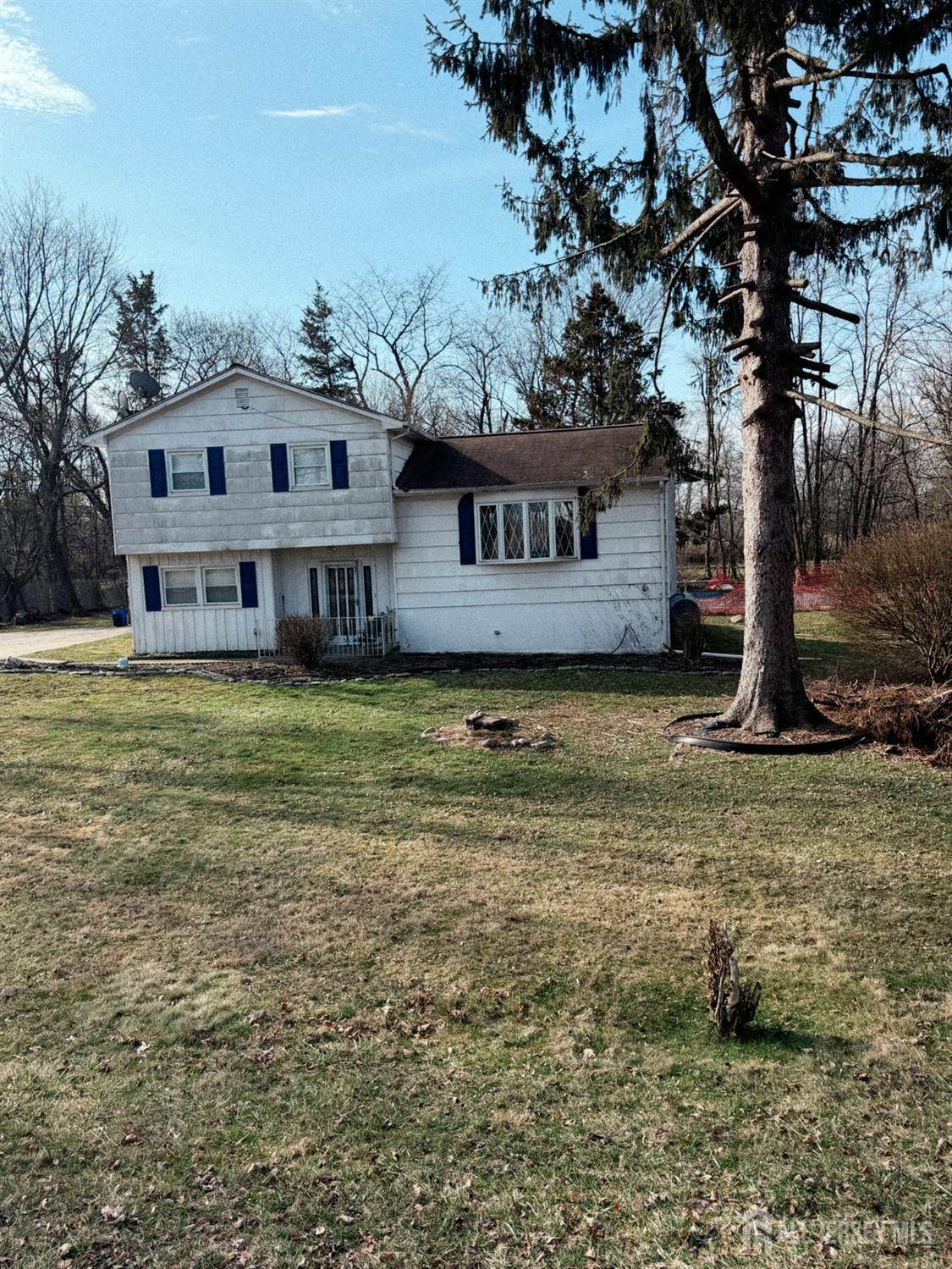 142 Prospect Plains Road - Photo 1