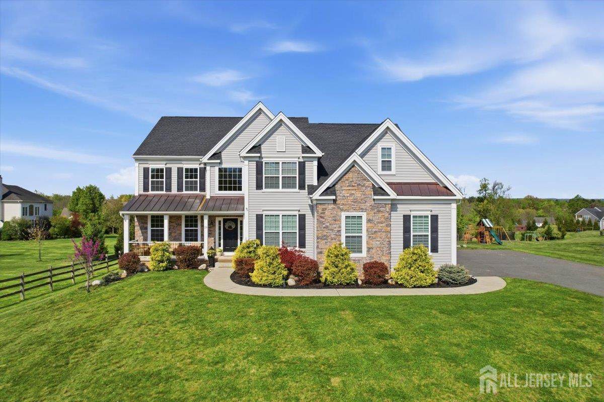 23 Claridge Lane - Photo 1