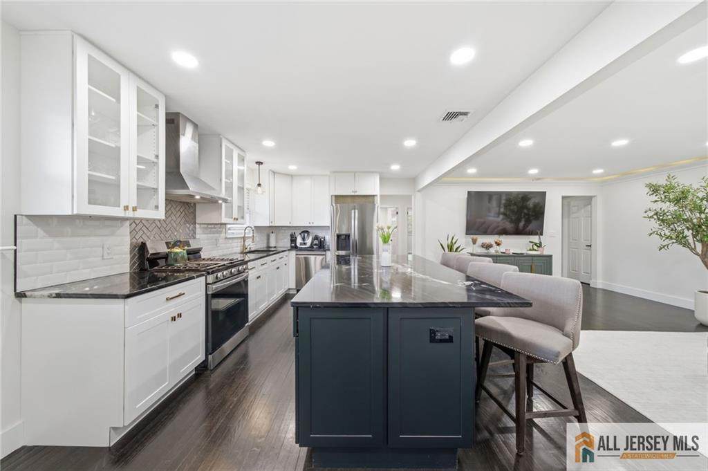 22 Macedulski Terrace - Photo 1