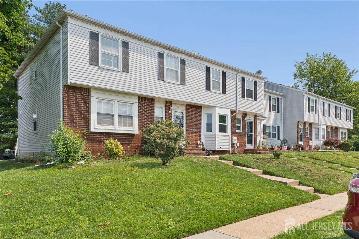 45 Astor Court - Photo 1