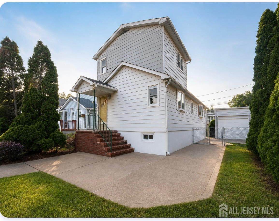 25 Silzer Avenue - Photo 1