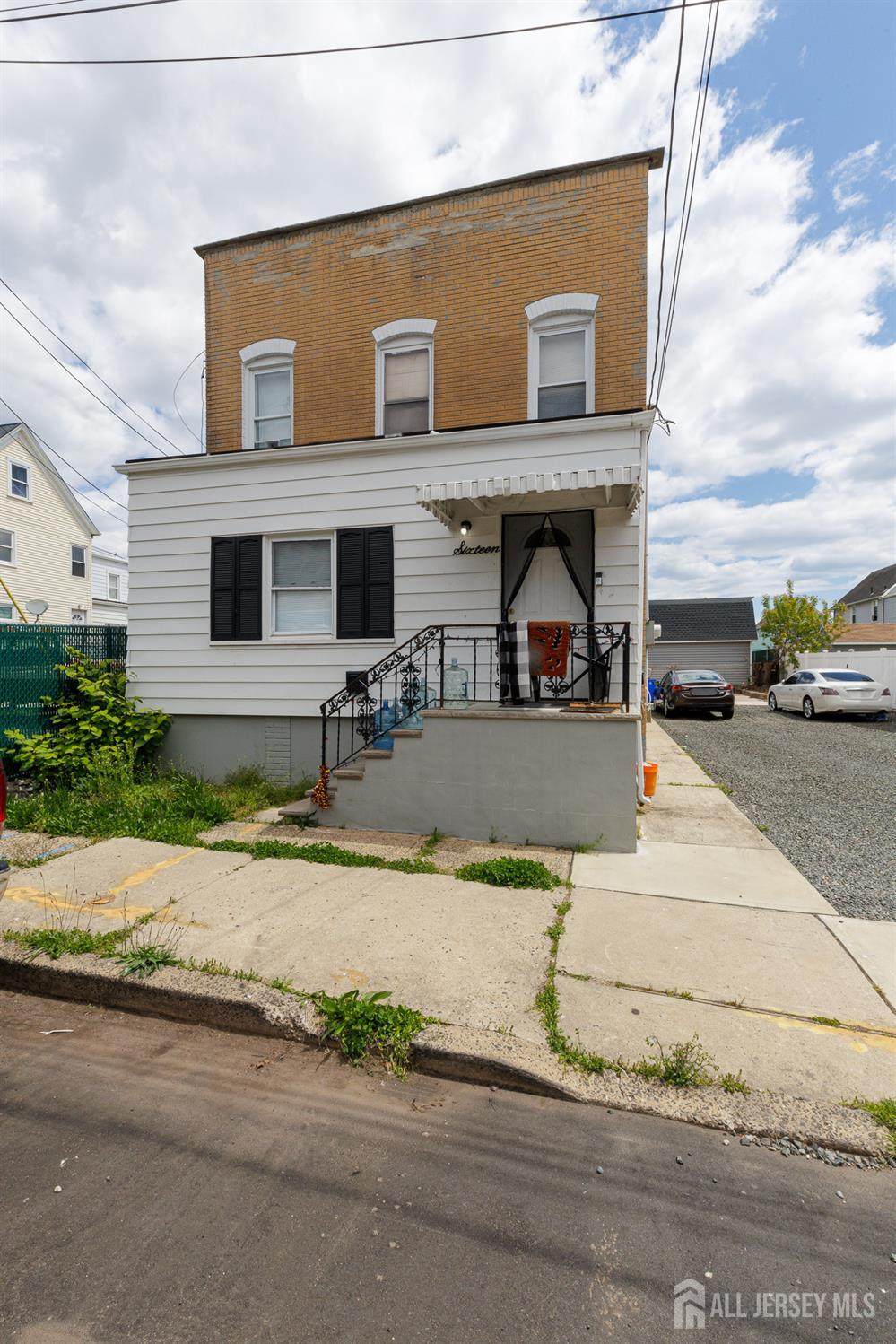 16 Somerset Street - Photo 1