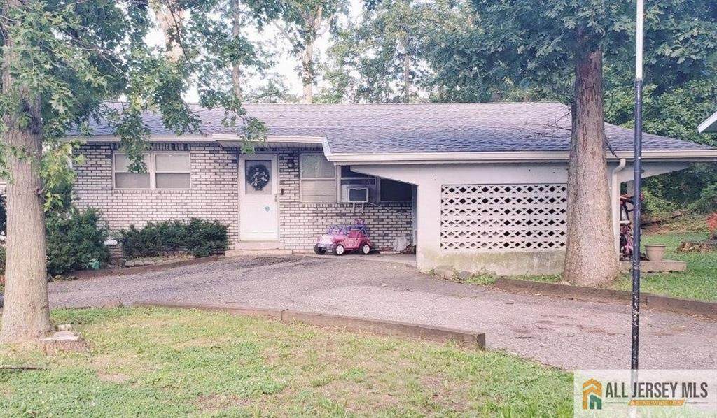 30 Caswell Avenue - Photo 1