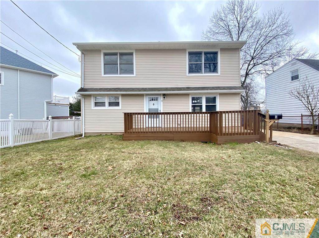 5 Bender Avenue - Photo 1