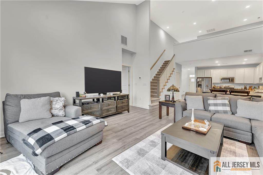36 Aqueduct Boulevard - Photo 1