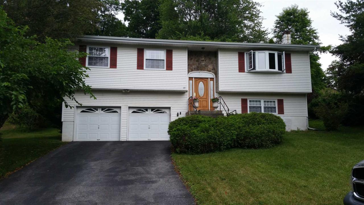 23 Sharon Dr - Photo 1