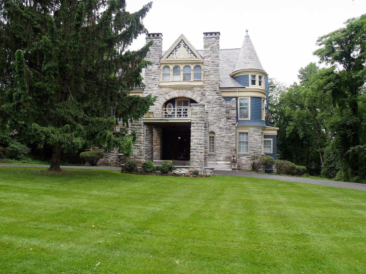 154 Academy St - Photo 1
