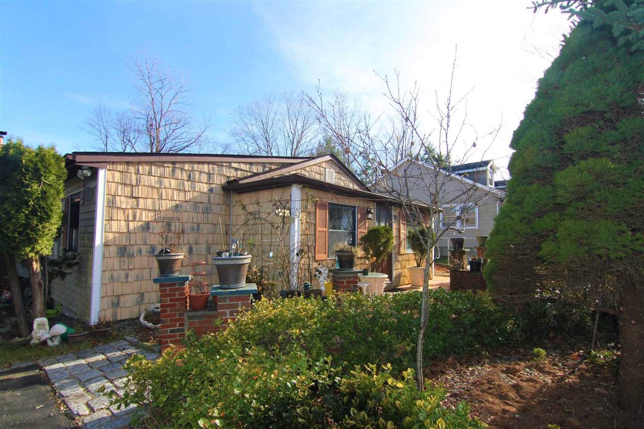 85 Lakeshore Dr - Photo 1