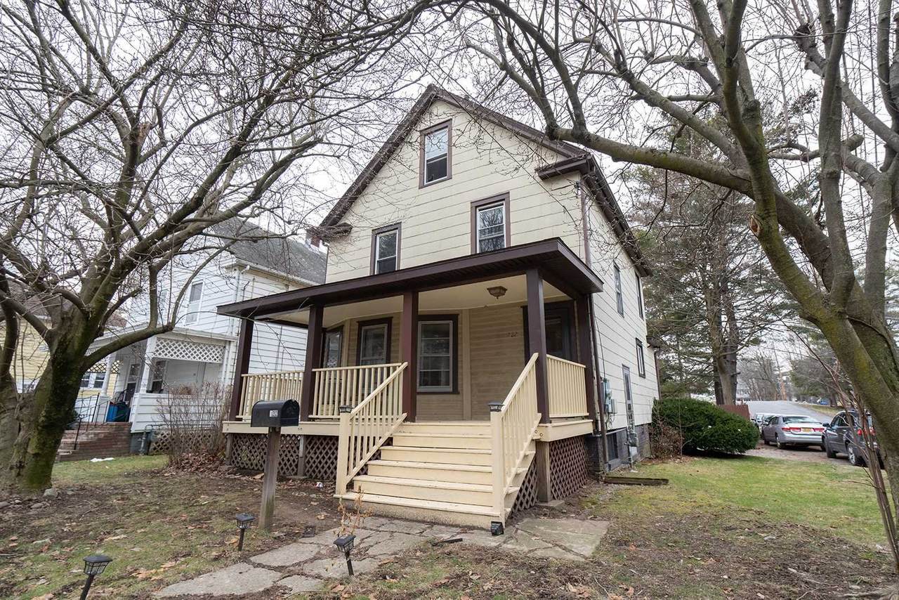 122 Innis Ave - Photo 1