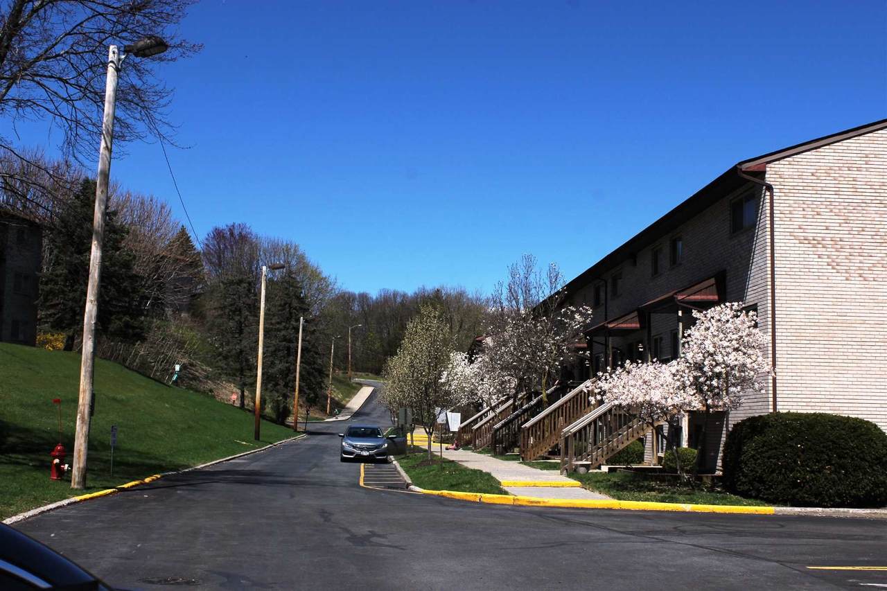 26 Cooper Rd - Photo 1