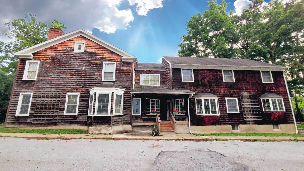 1733 Main Street - Photo 1
