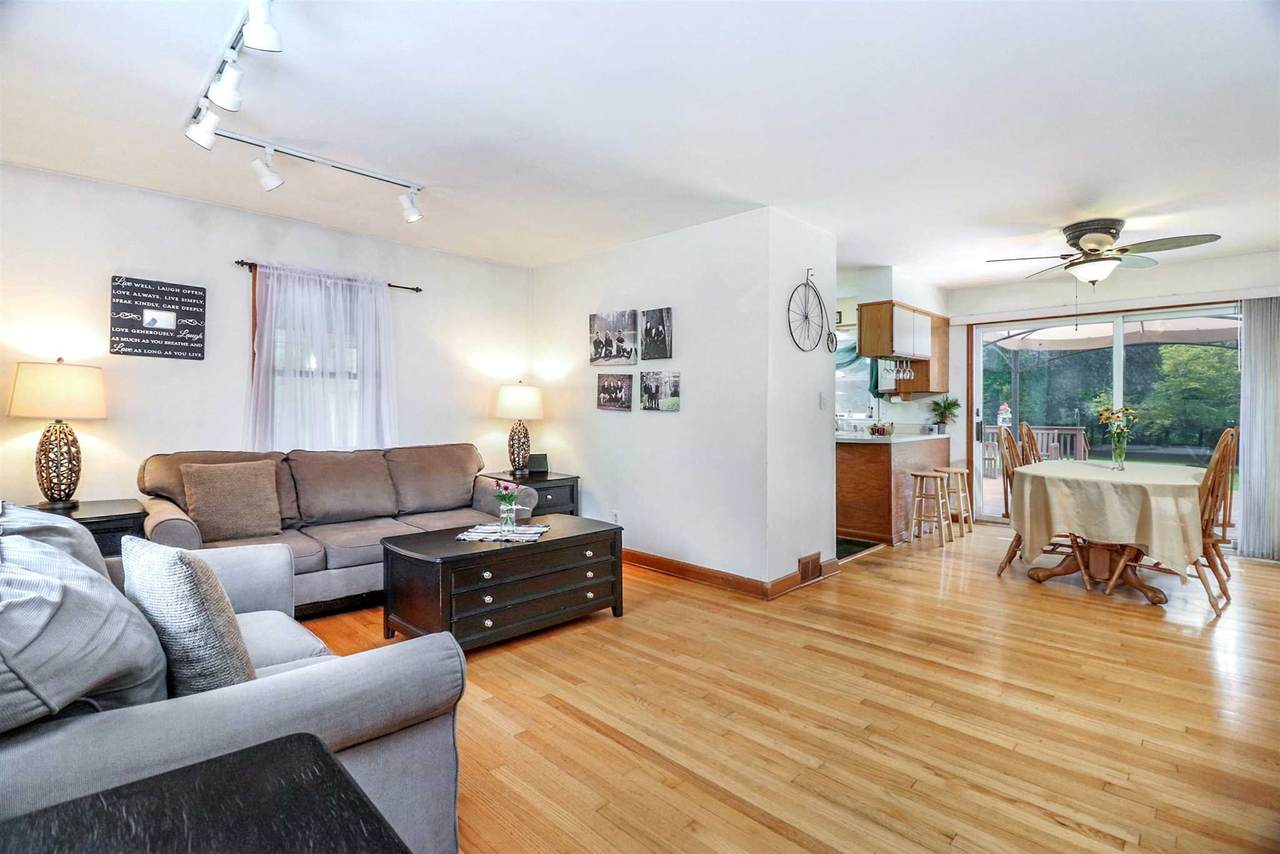 74 Mountainview - Photo 1
