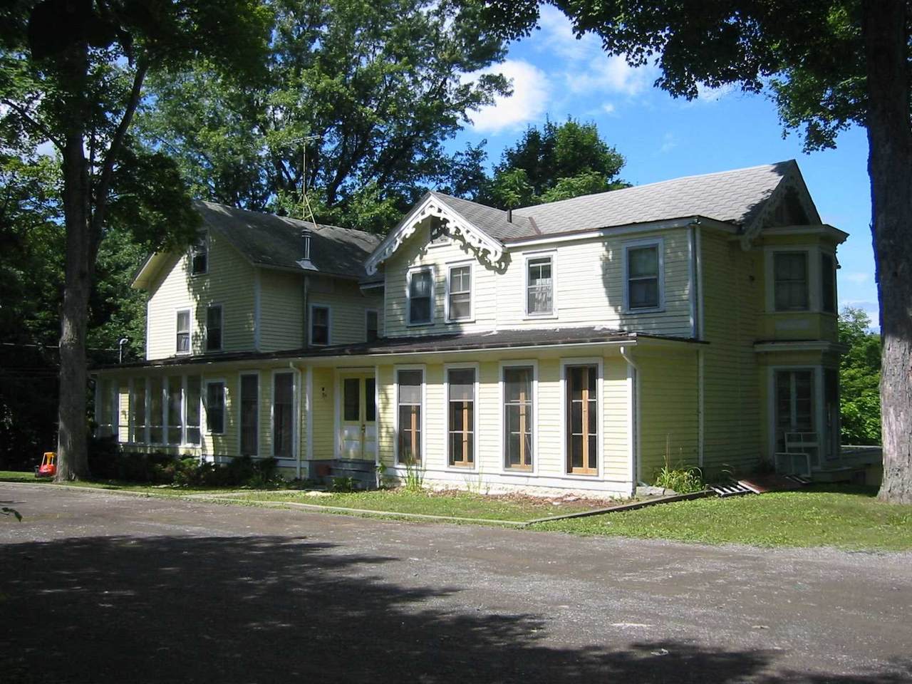67 Old Albany Post Rd - Photo 1