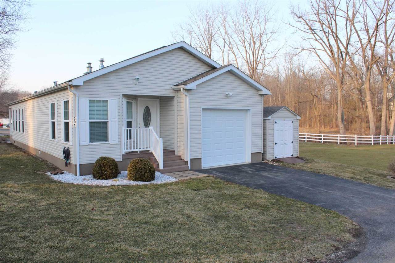201 Brittany Terrace - Photo 1