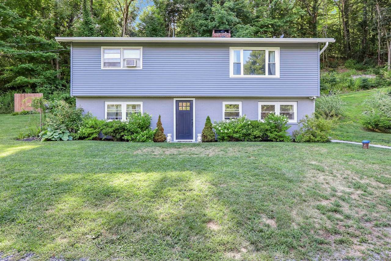 582 Fitzsimmons Rd - Photo 1