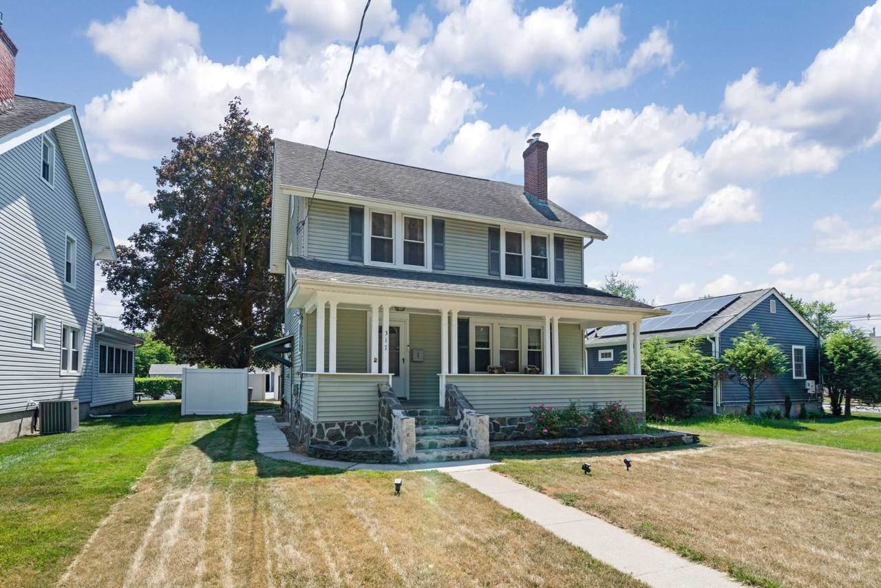 317 Hooker Ave - Photo 1