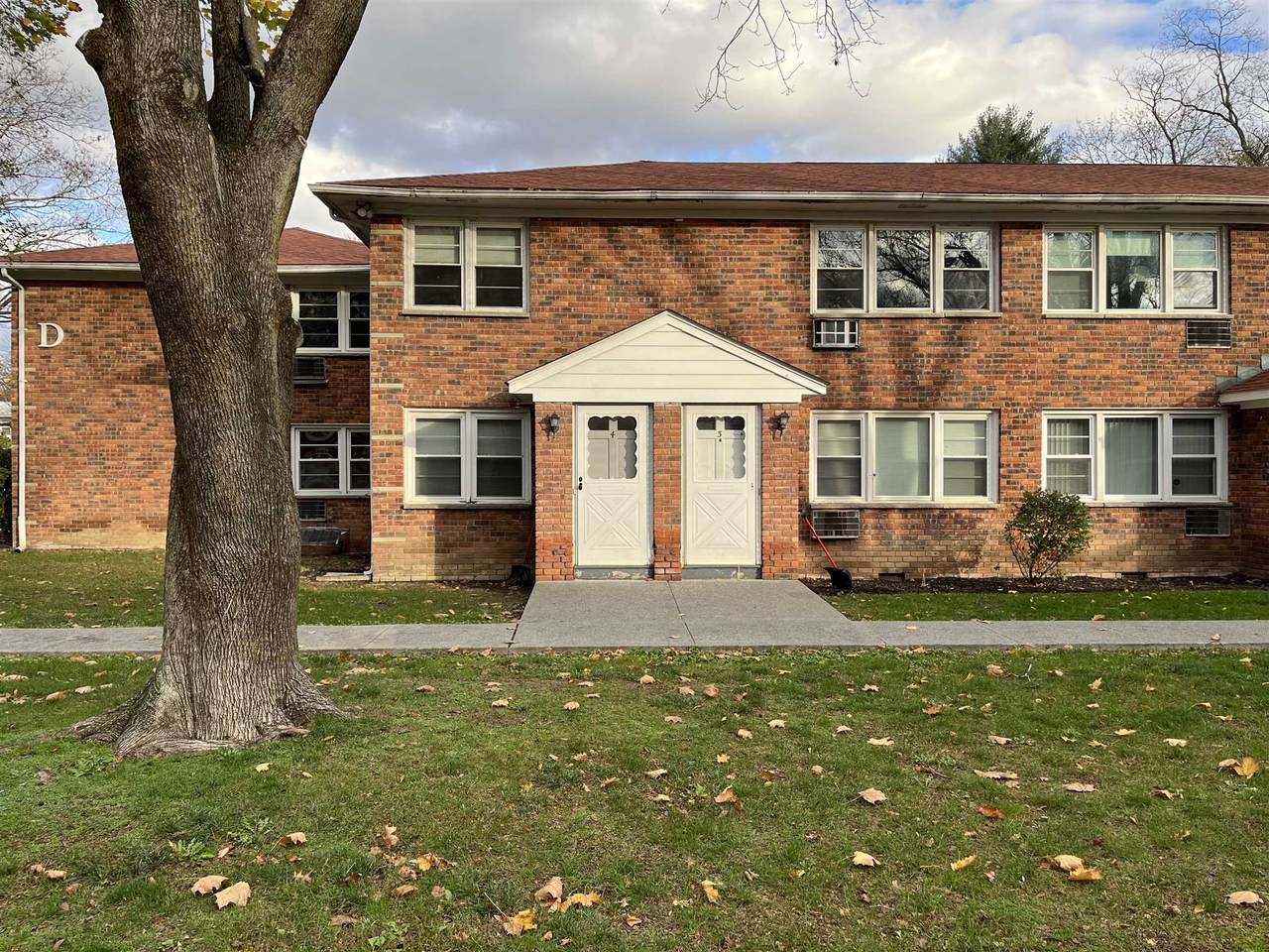 2710 South Rd - Photo 1