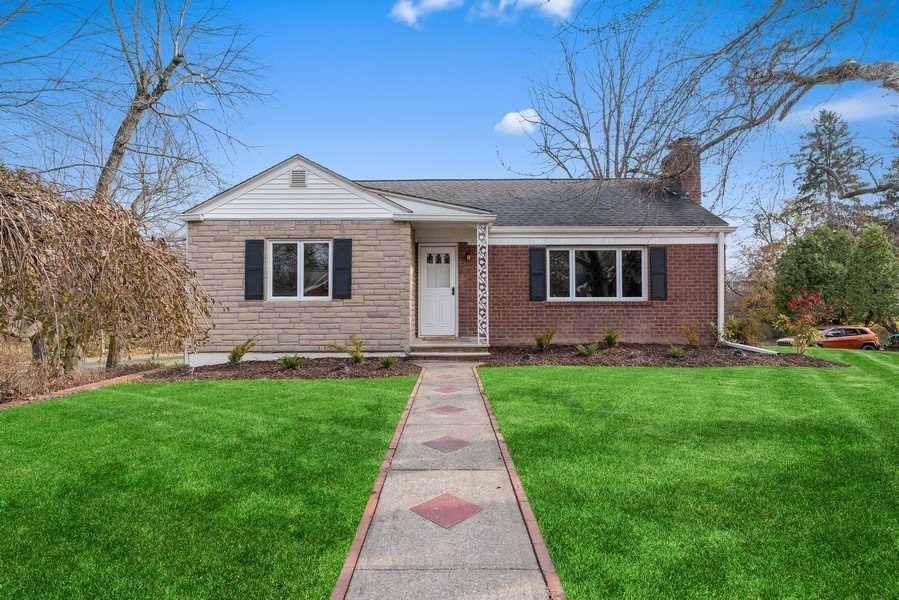 13 Cameli Dr - Photo 1
