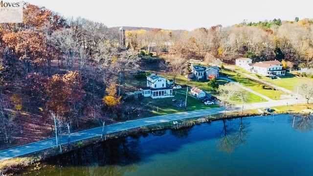 105 W Hunns Lake Rd - Photo 1