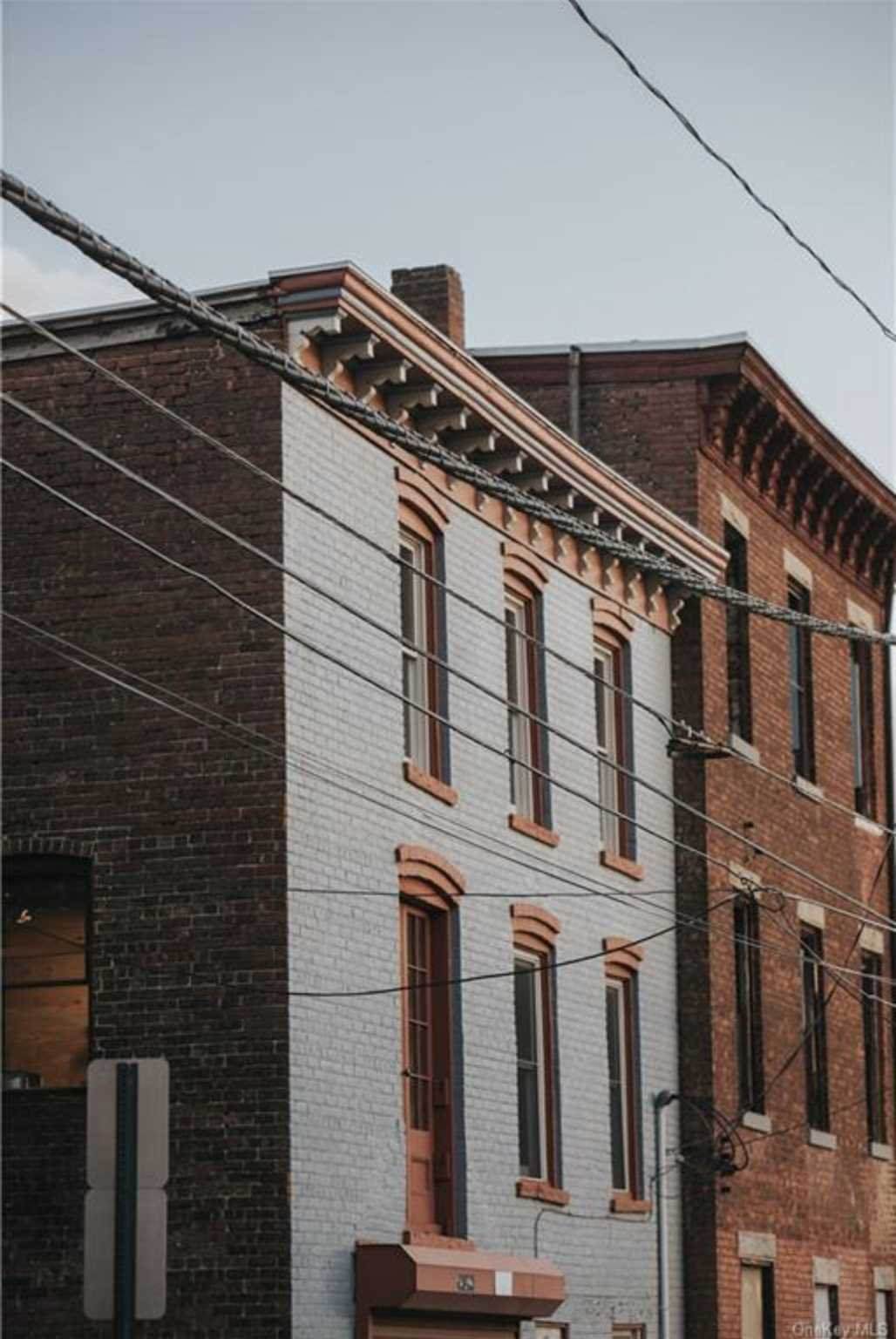 32 Chambers St - Photo 1