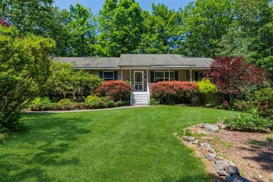 475 Clinton Hollow Rd - Photo 1