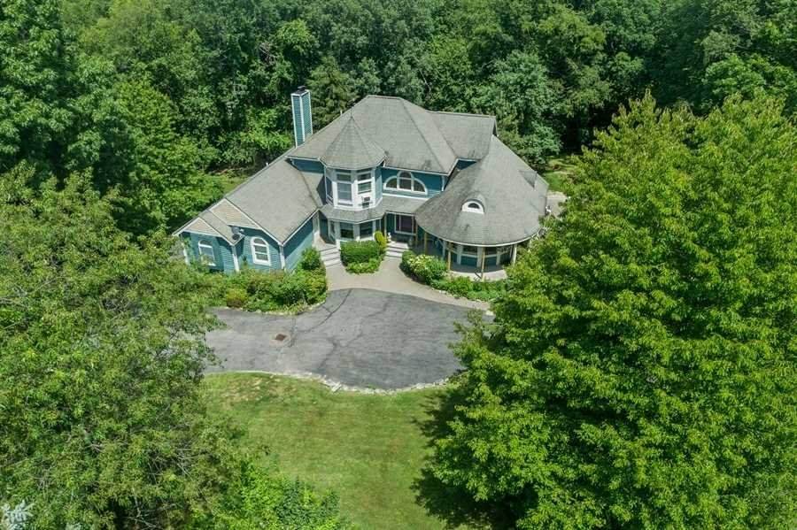 45 Varna Dr - Photo 1