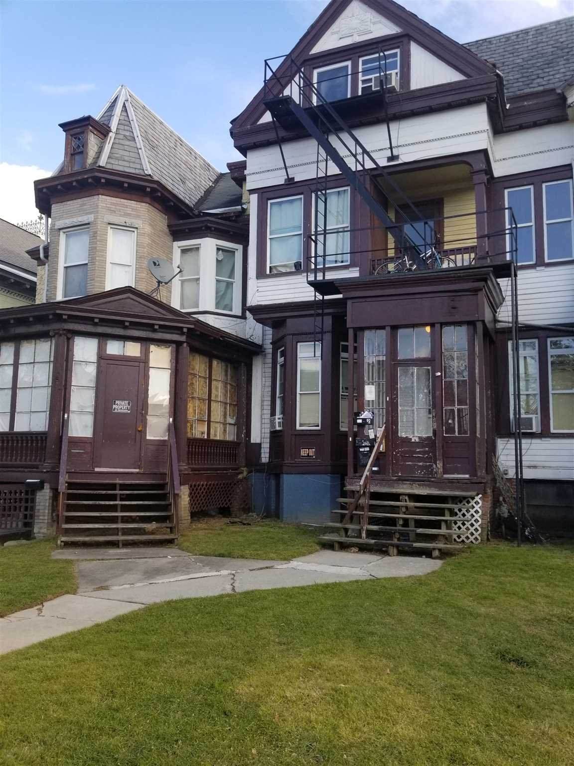44 Hamilton St - Photo 1