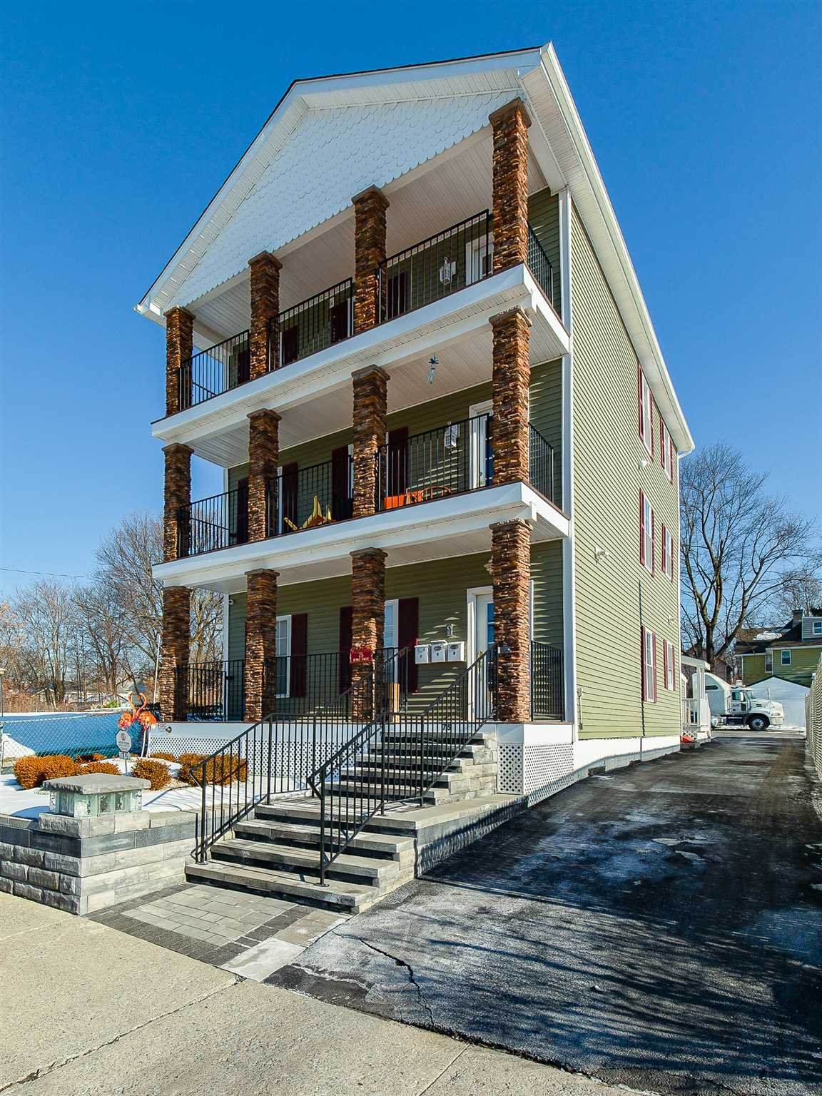 75 Albany St - Photo 1