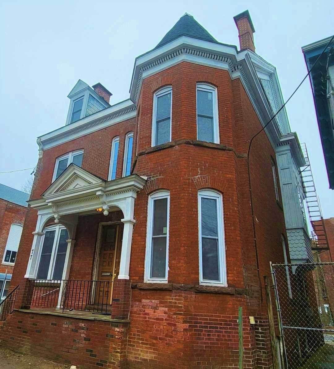 77 Academy Street - Photo 1