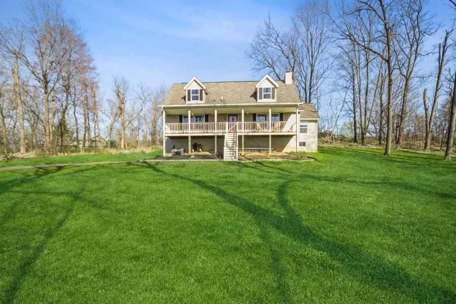 100 Loudon Dr - Photo 1