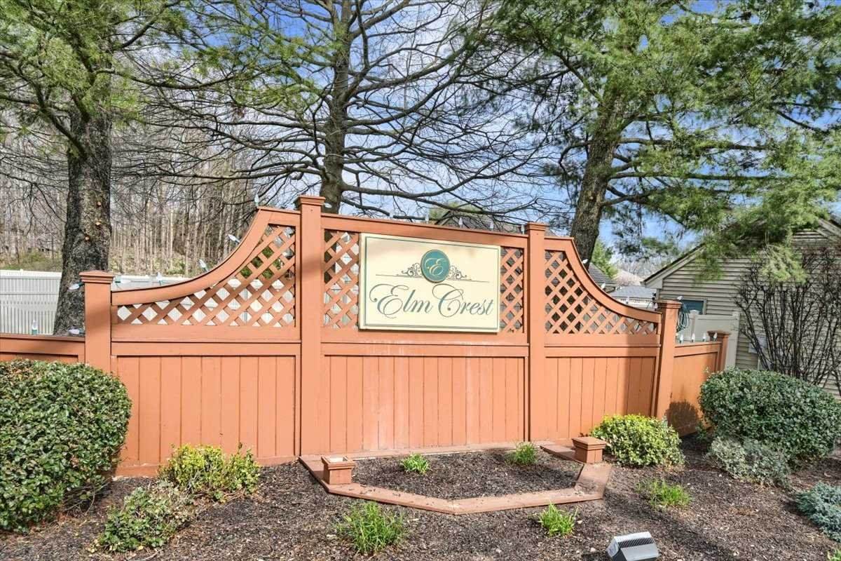 500 Somerset Ct - Photo 1