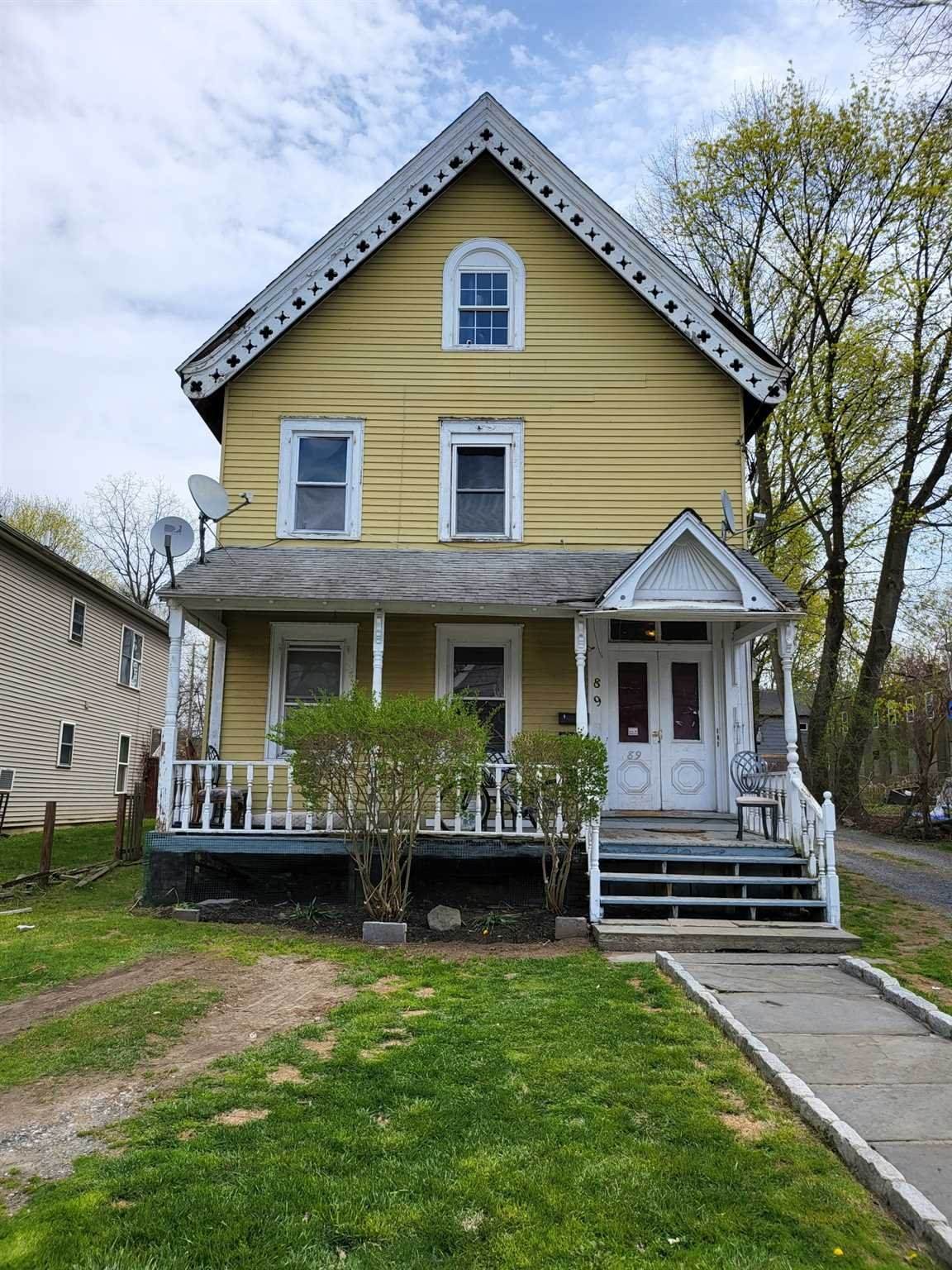 89 Hamilton St - Photo 1