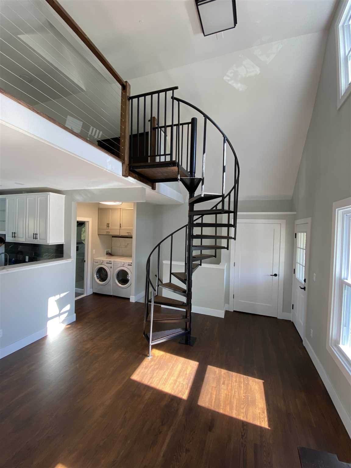 56 Worrall Ave - Photo 1