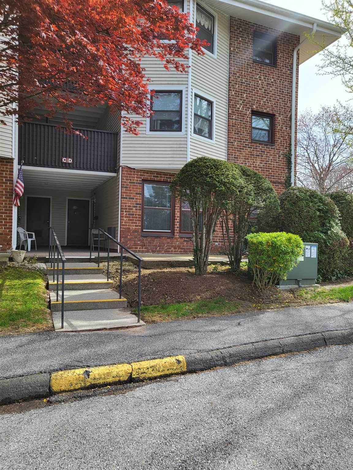 28 Warwick - Photo 1