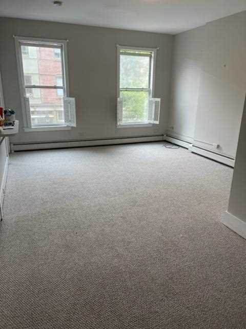 172 Main St - Photo 1