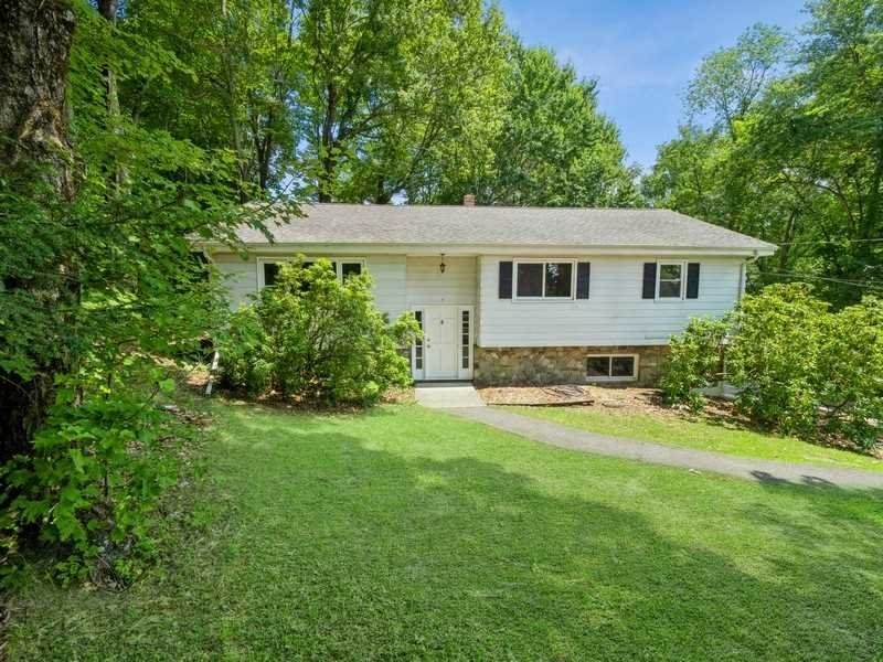 64 Tamarack Hill Dr - Photo 1