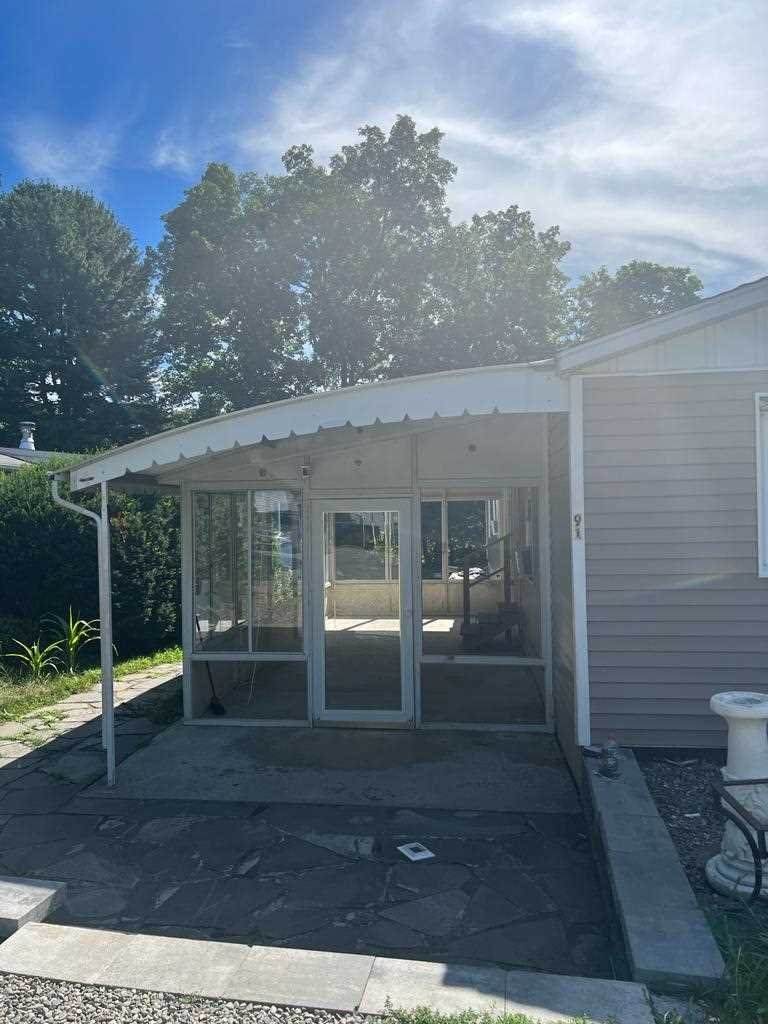 91 Elm - Photo 1
