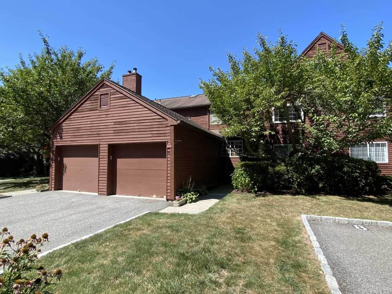 204 Stonewall Lane - Photo 1
